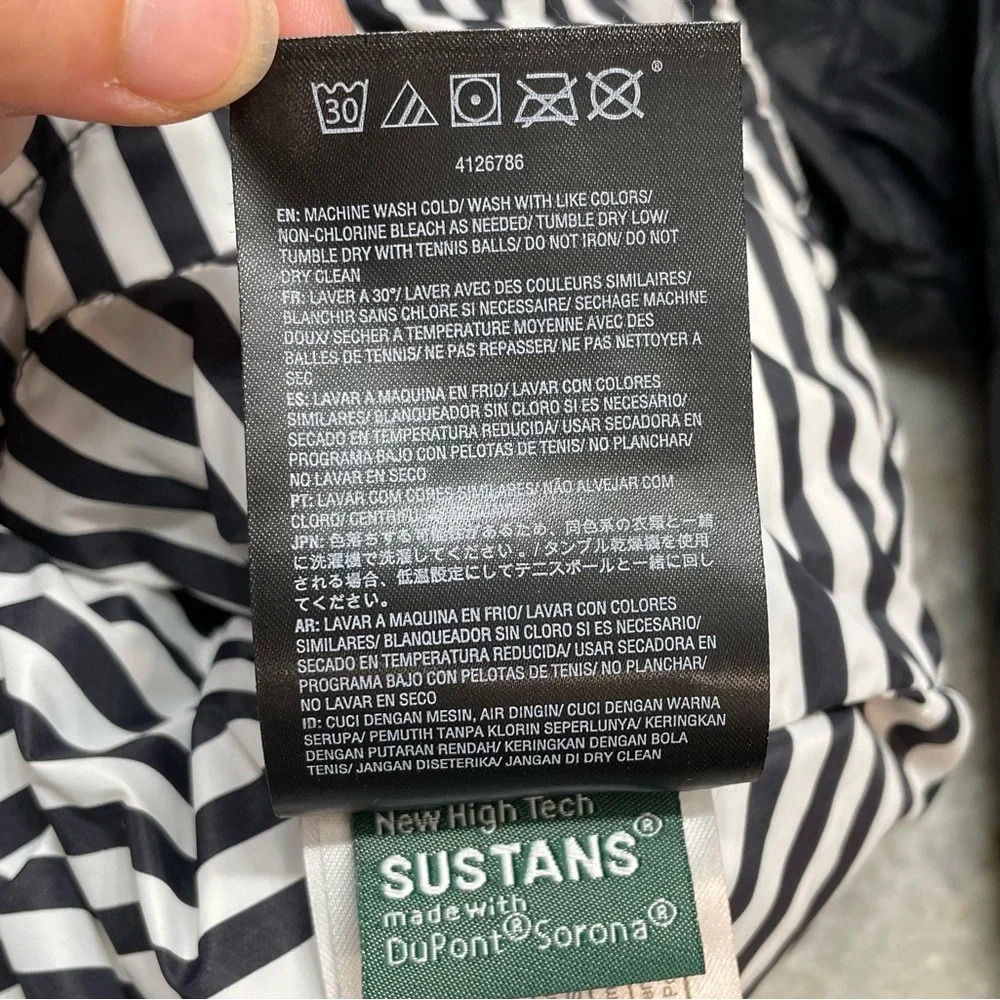 Volcom Puffs N Stuff Reversible Zip Up Striped Pu… - image 7